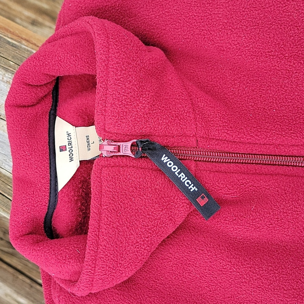 Woolrich Women's Lg Burgandy Fleece Vest - Picture 16 of 16
